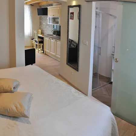 Cosy In The Center 斯普利特