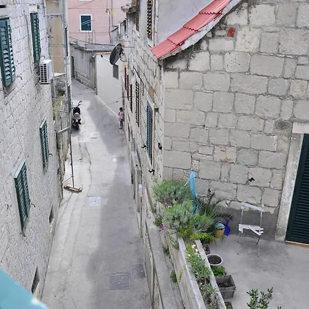 Διαμέρισμα Cosy In The Center